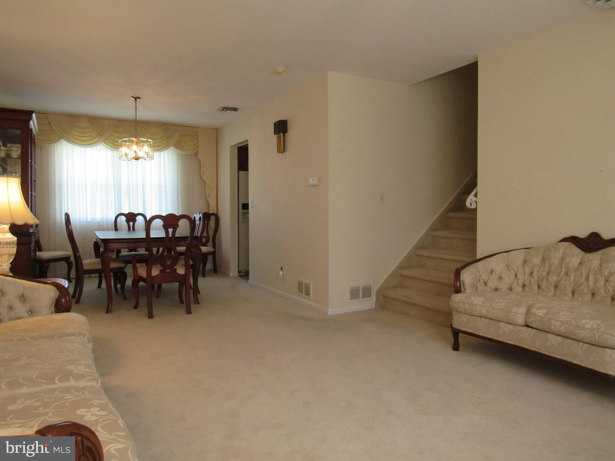 Scotch Plains, New Jersey 07076, United States, 3 Bedrooms Bedrooms, ,2 BathroomsBathrooms,Residential,Pending,38398