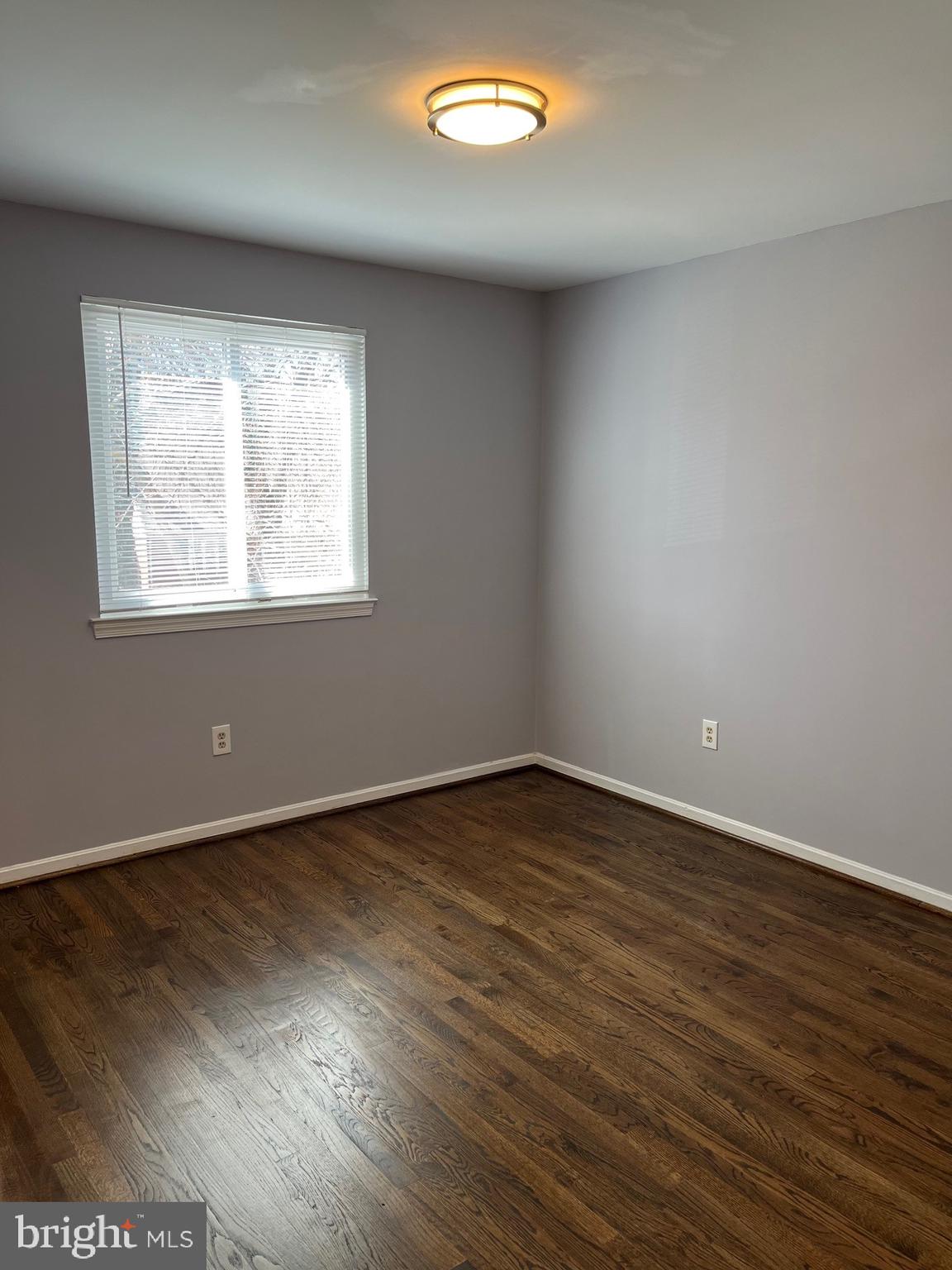 KINGS PARK WEST - Residential Lease