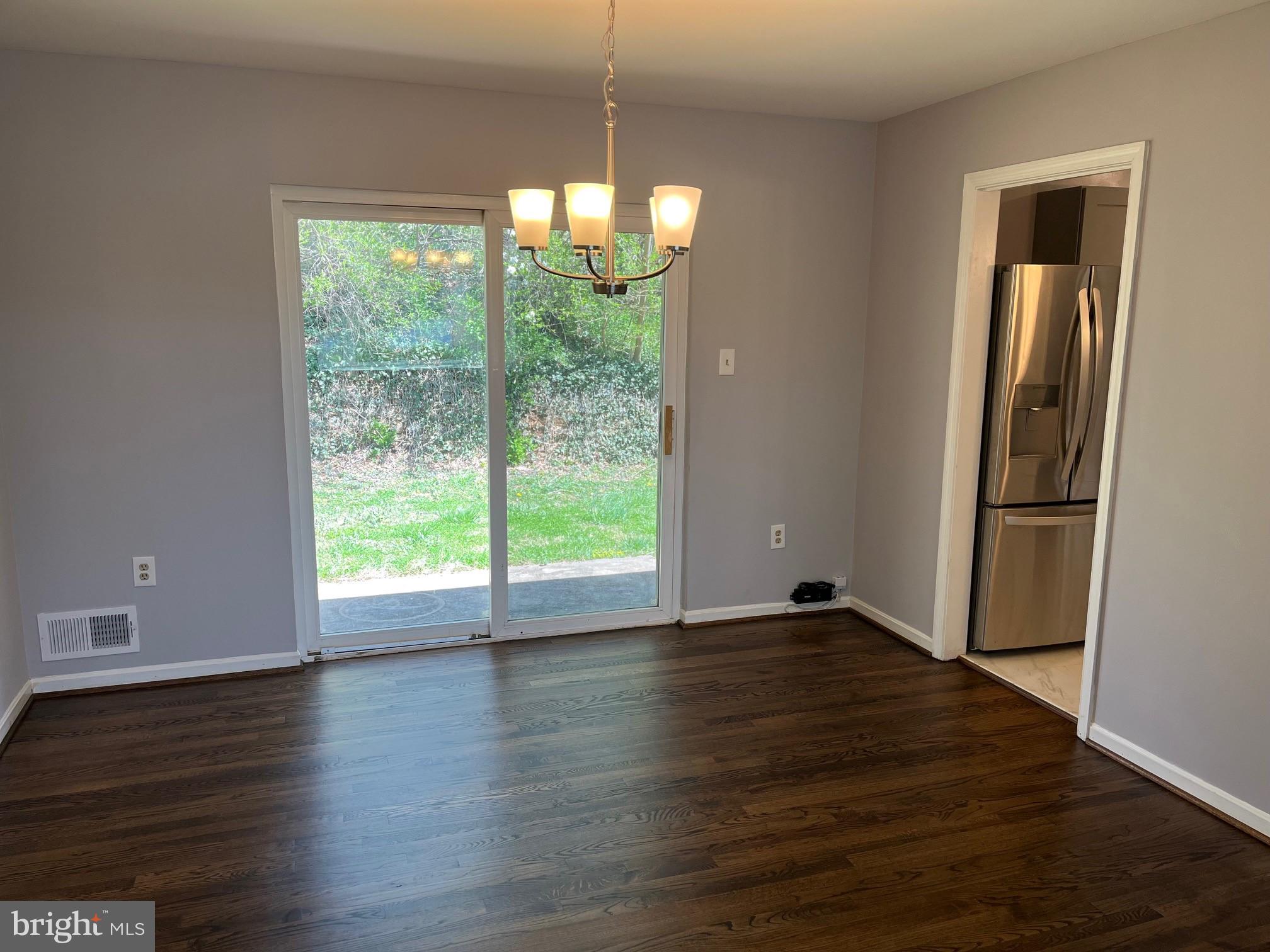 KINGS PARK WEST - Residential Lease