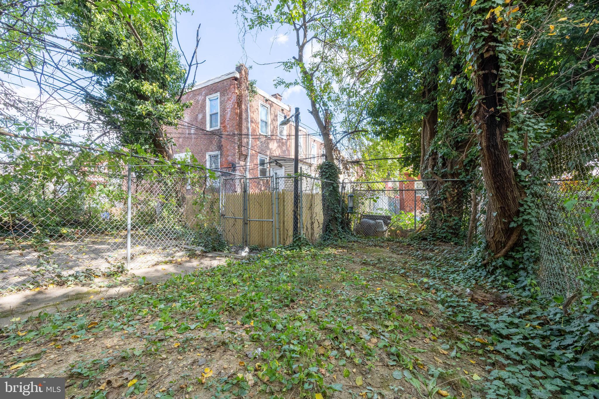 PHILADELPHIA - Residential