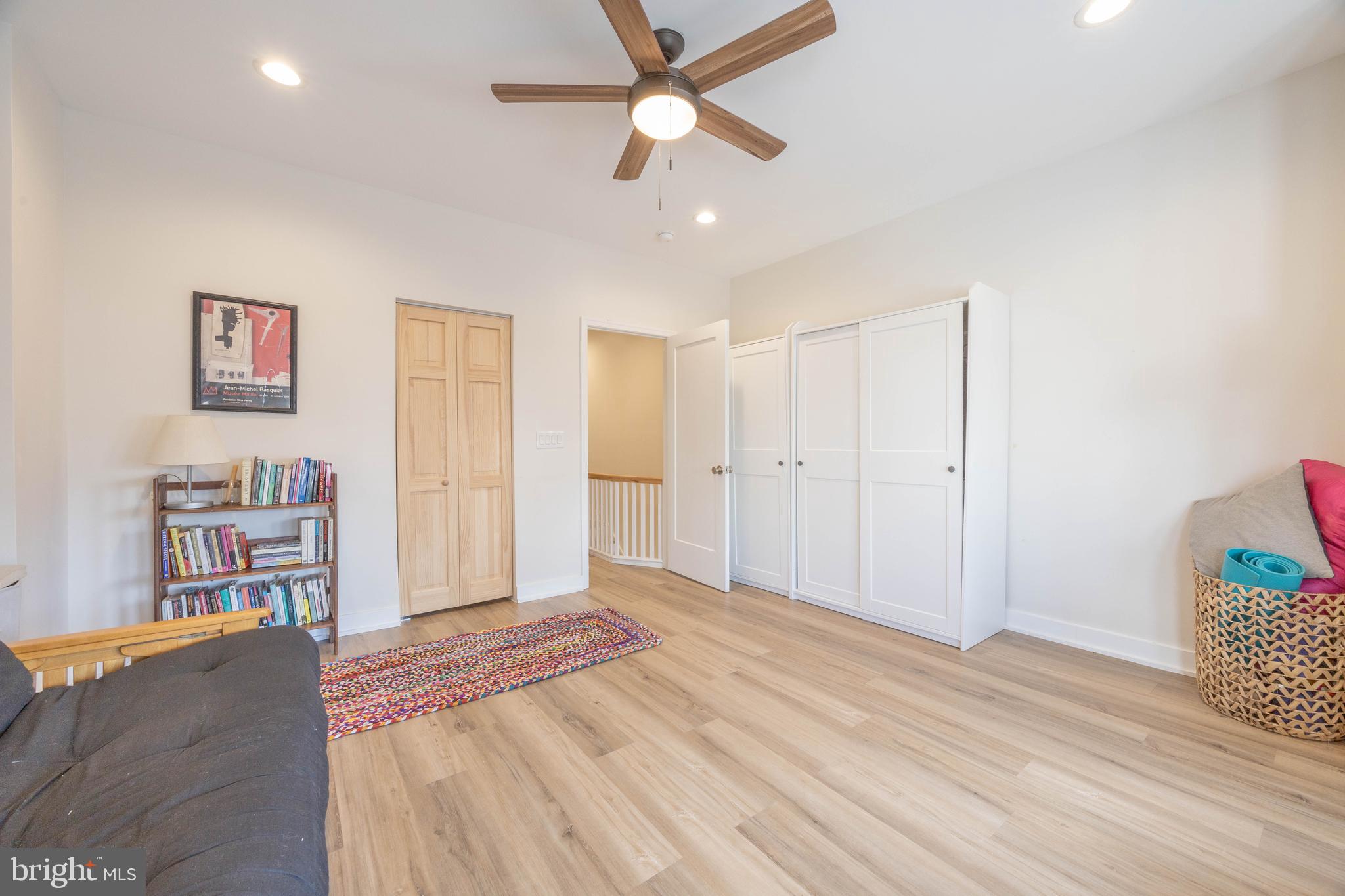 PHILADELPHIA - Residential