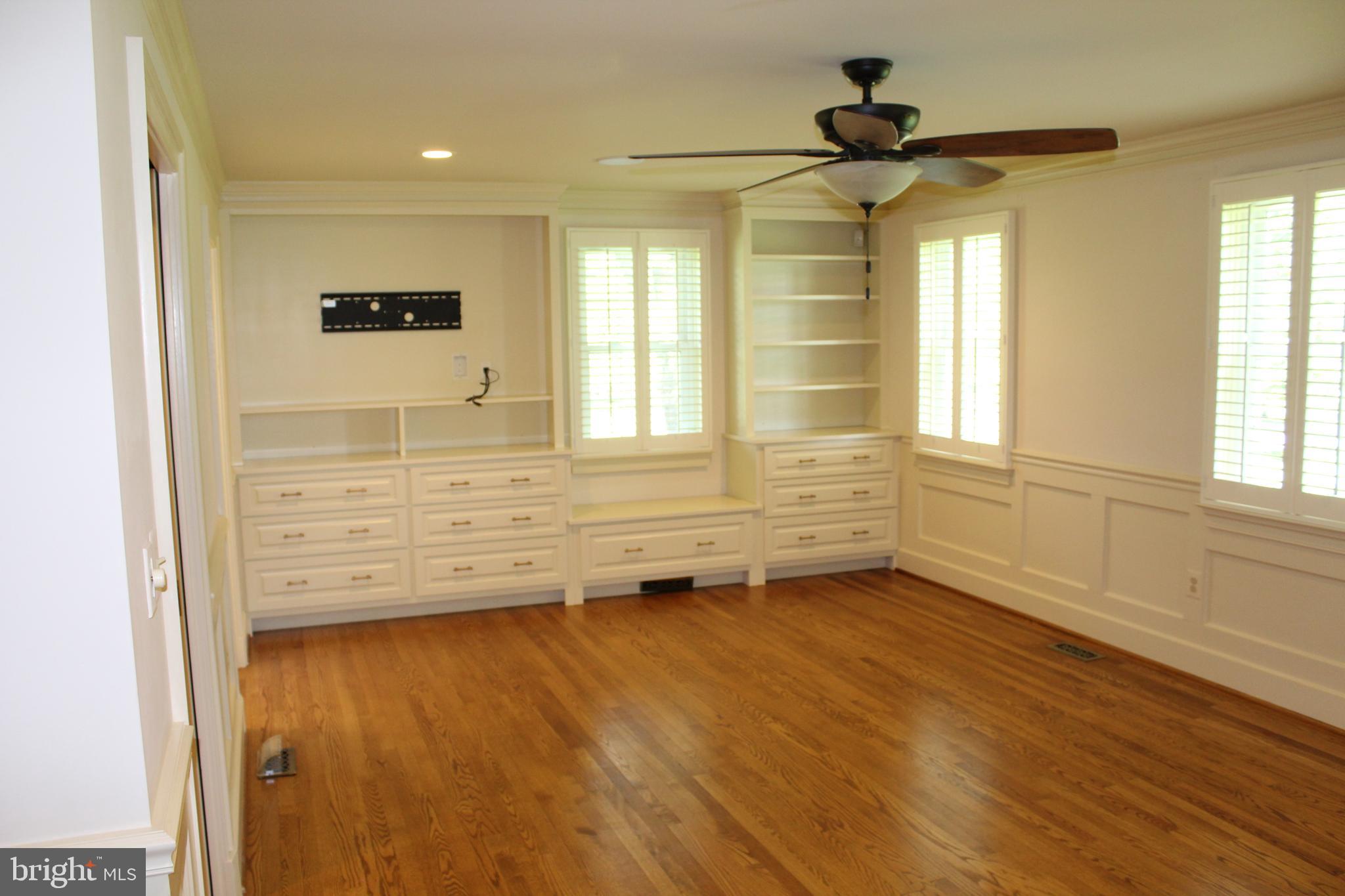 WAKEFIELD - Residential