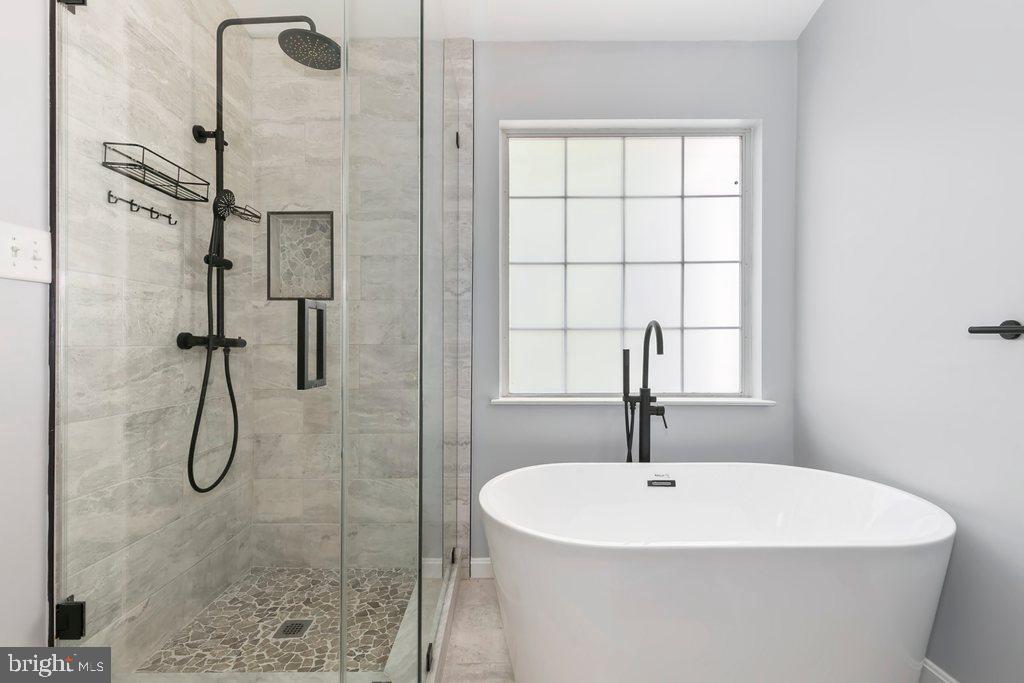 NORTHRIDGE PLAT 22 - Residential