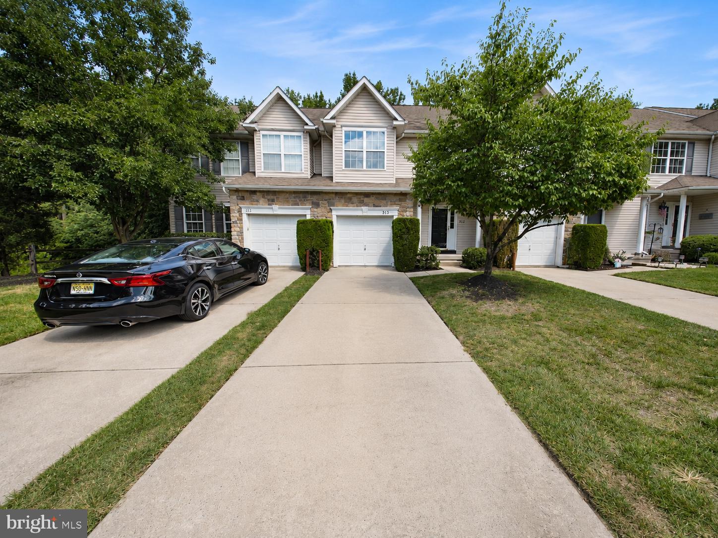 313 HIDDEN DRIVE