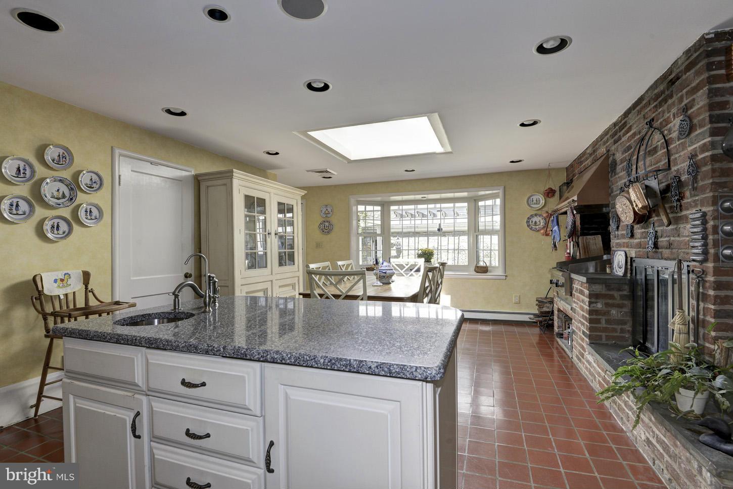 FARMINGTON - Residential