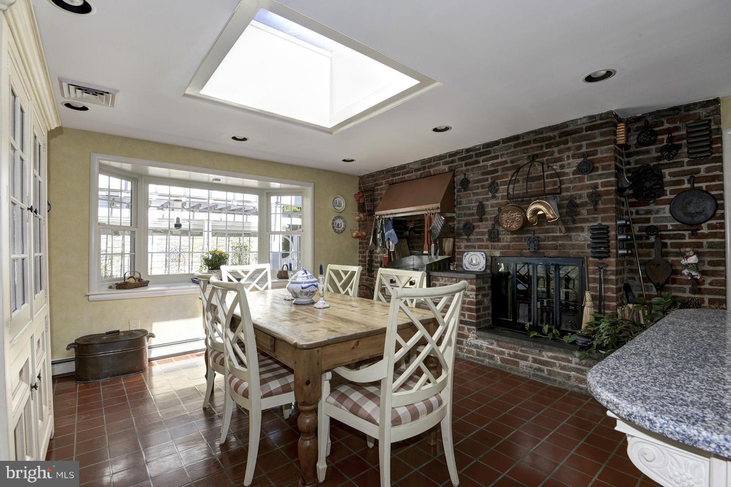 FARMINGTON - Residential