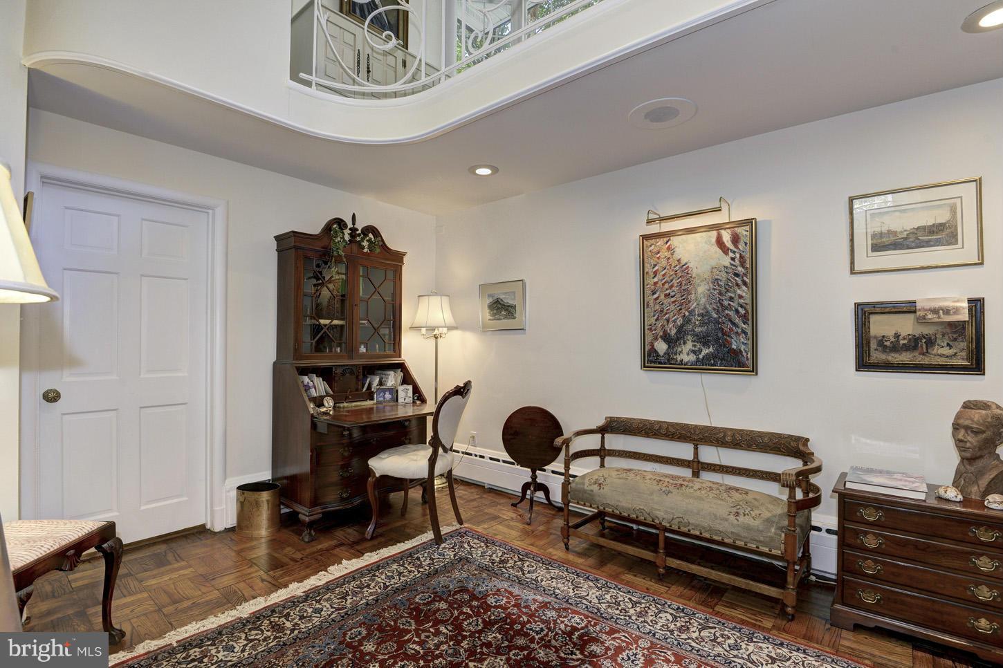 FARMINGTON - Residential