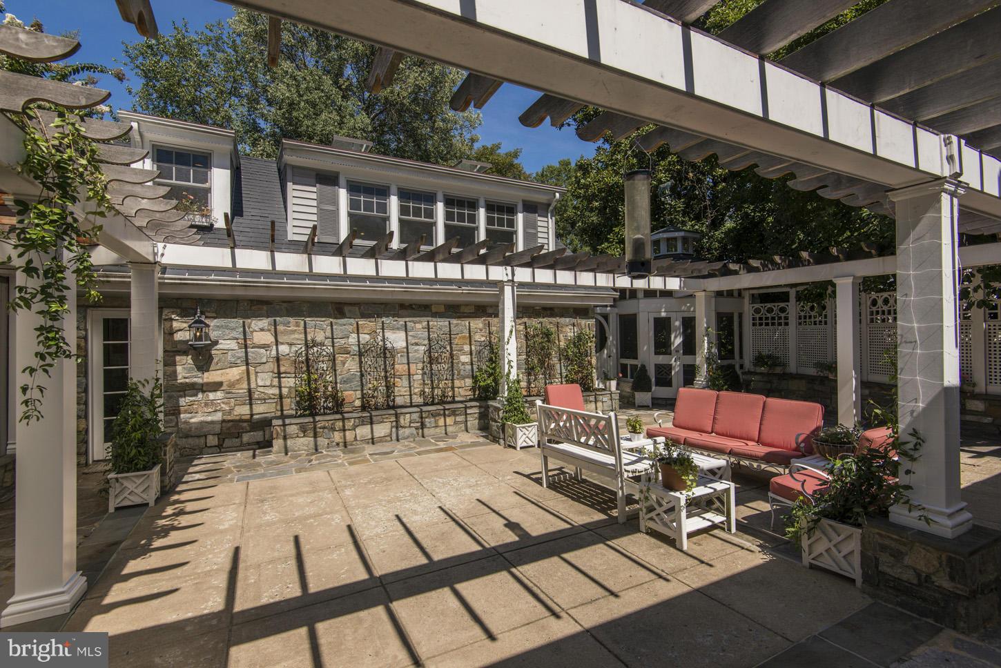 FARMINGTON - Residential