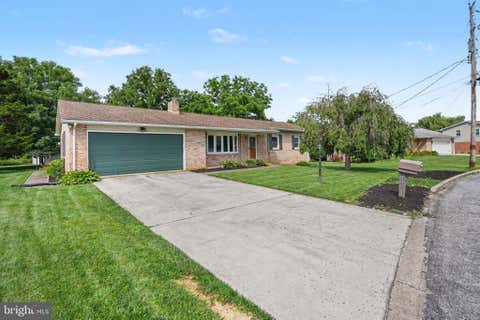 Homes For Sale - 909 Spring Circle<br/> MECHANICSBURG, PA 17055