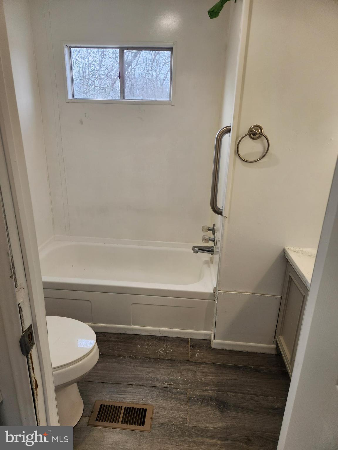 THUNDERBIRD ESTATES - Residential