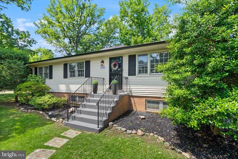 5632 MAXINE COURT ALEXANDRIA VA 22310