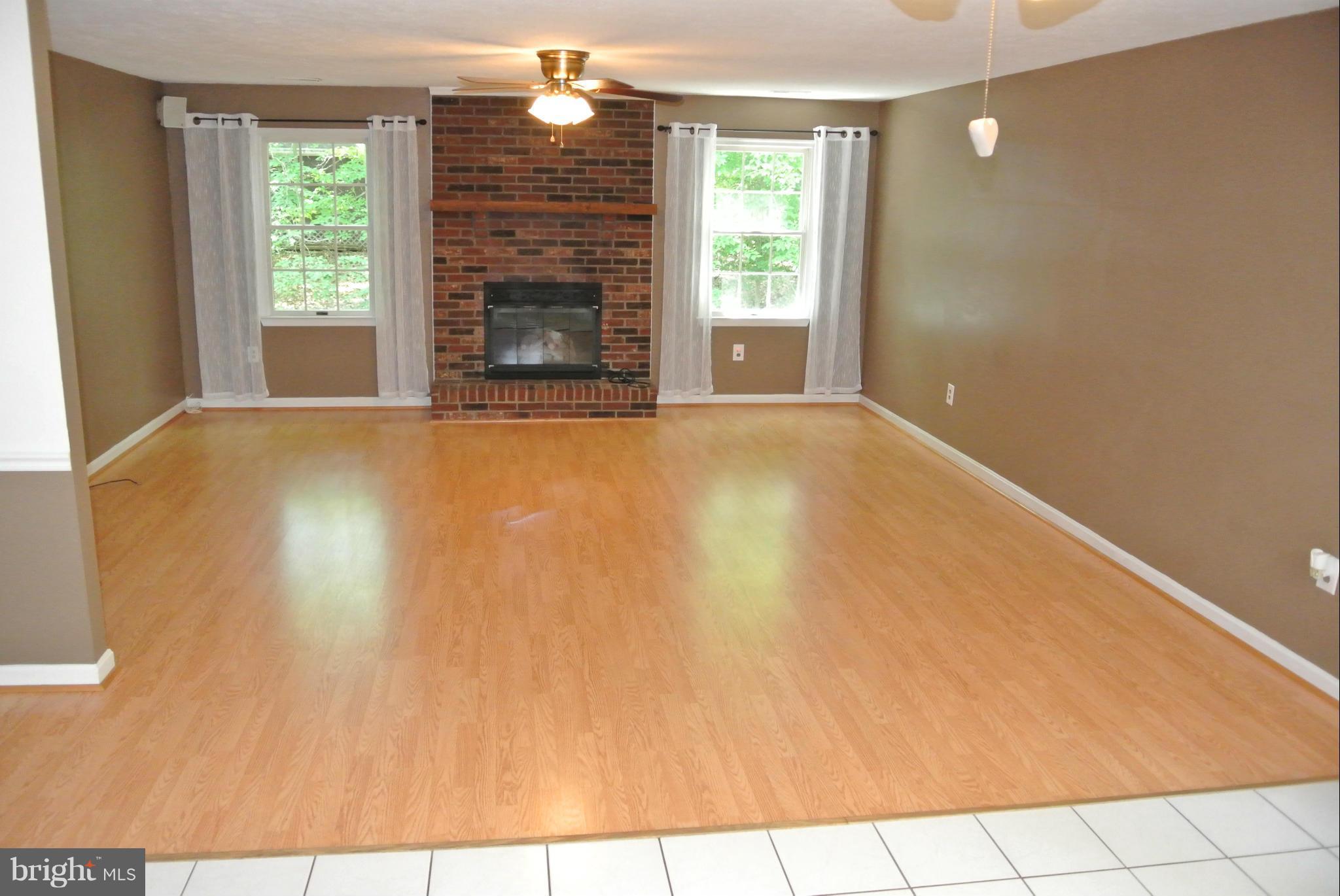 CHAPEL POINT WOODS - Residential