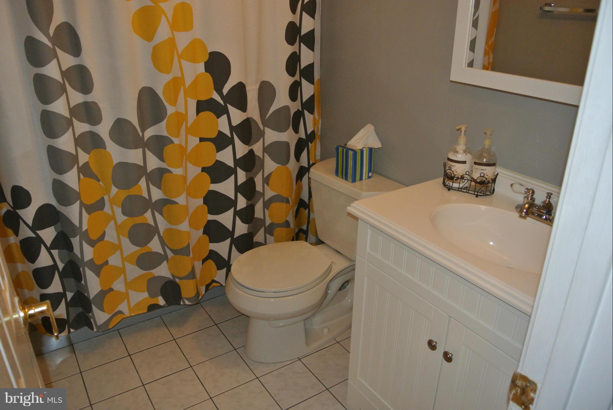 CHAPEL POINT WOODS - Residential