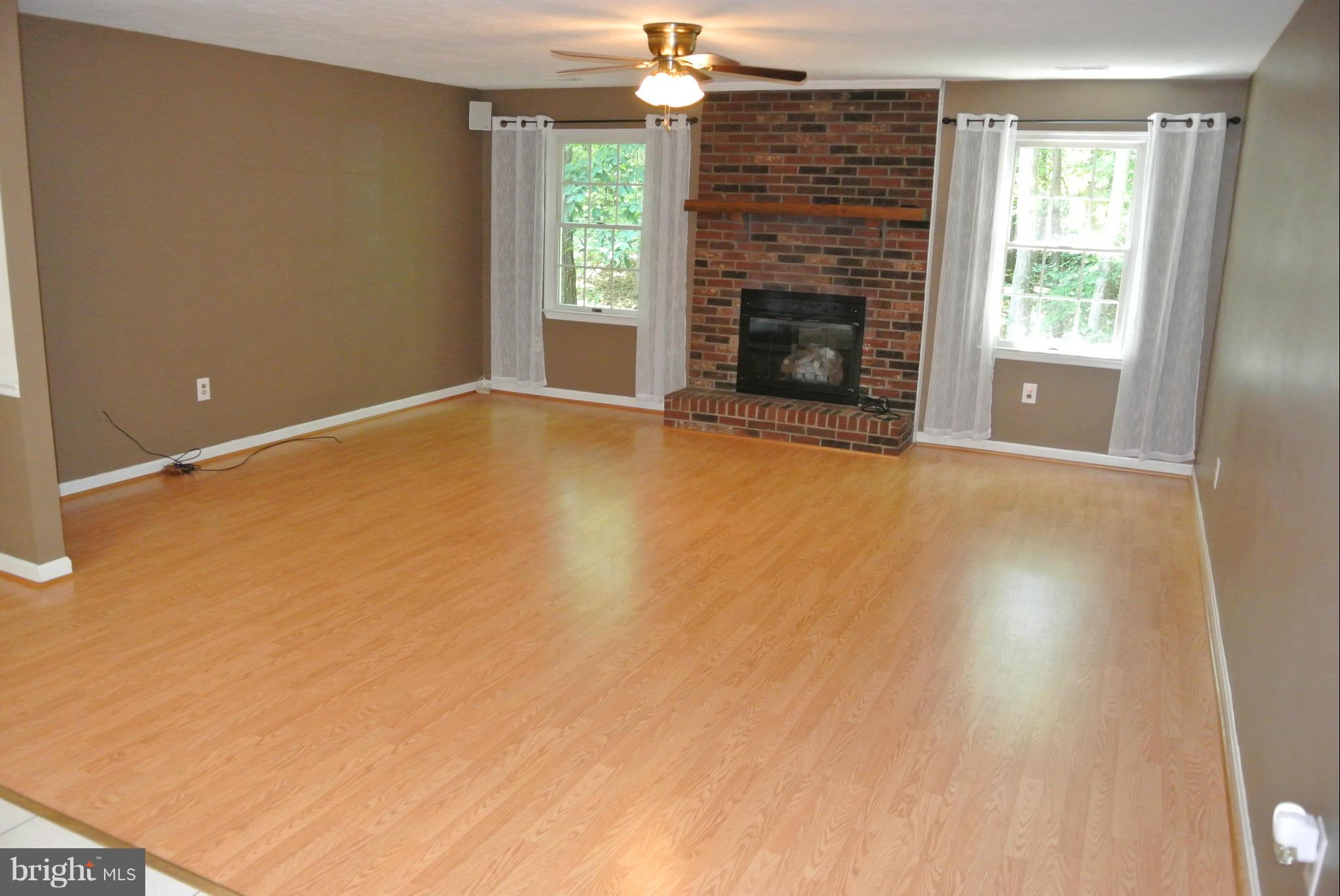 CHAPEL POINT WOODS - Residential