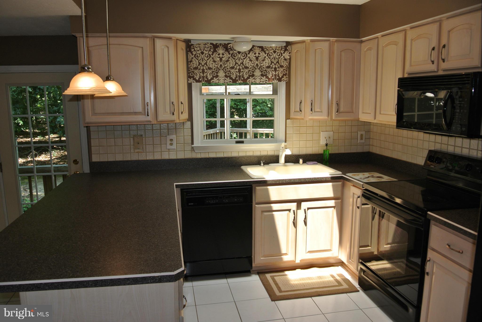 CHAPEL POINT WOODS - Residential