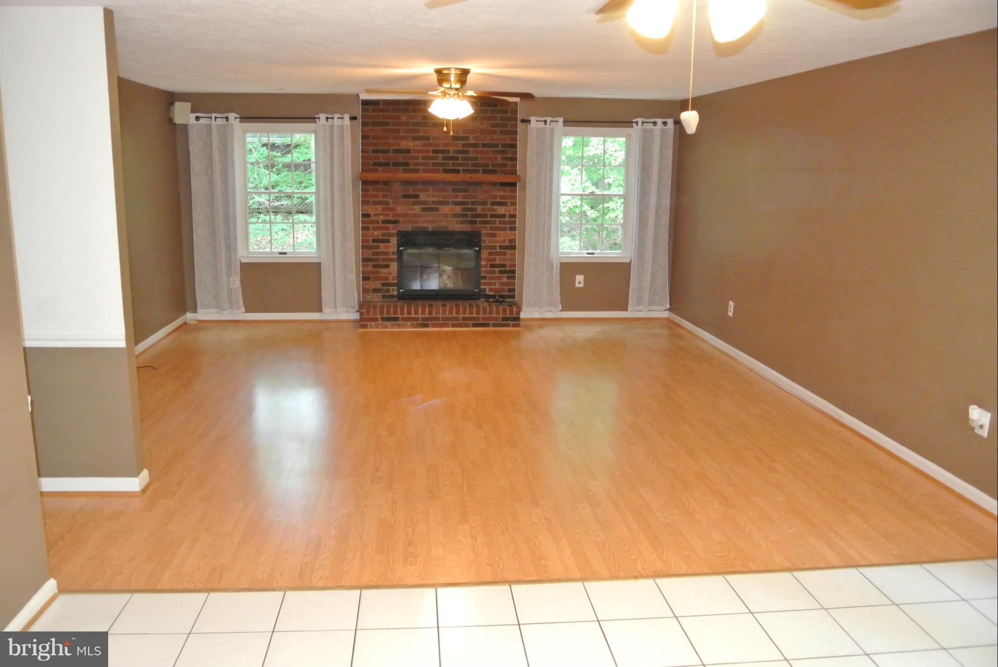 CHAPEL POINT WOODS - Residential