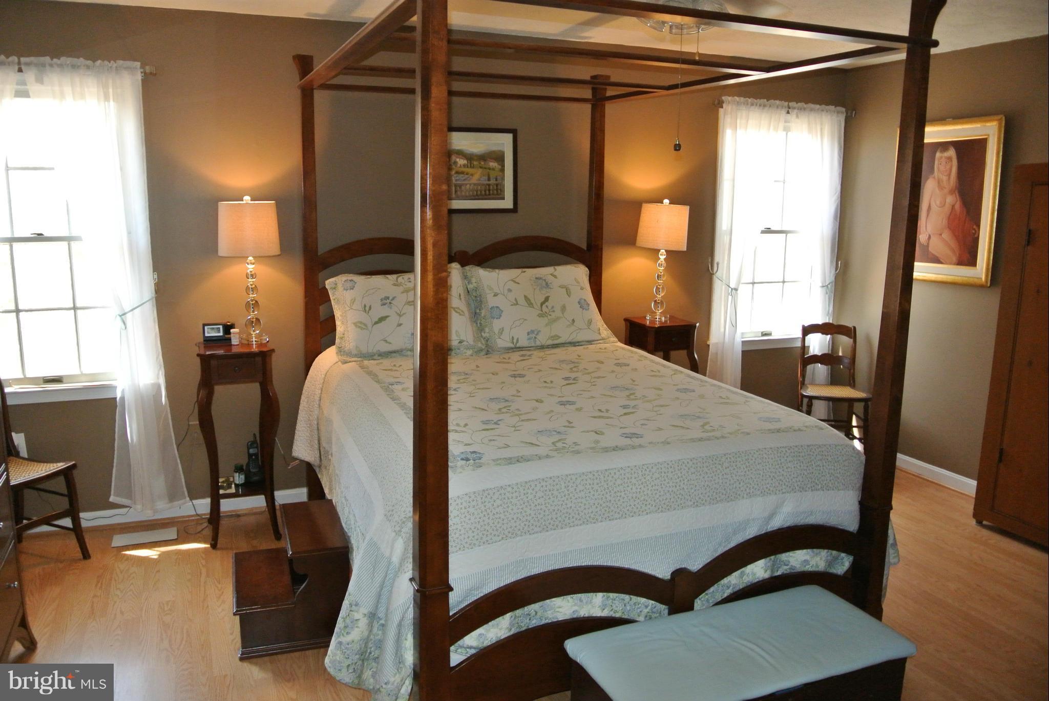 CHAPEL POINT WOODS - Residential