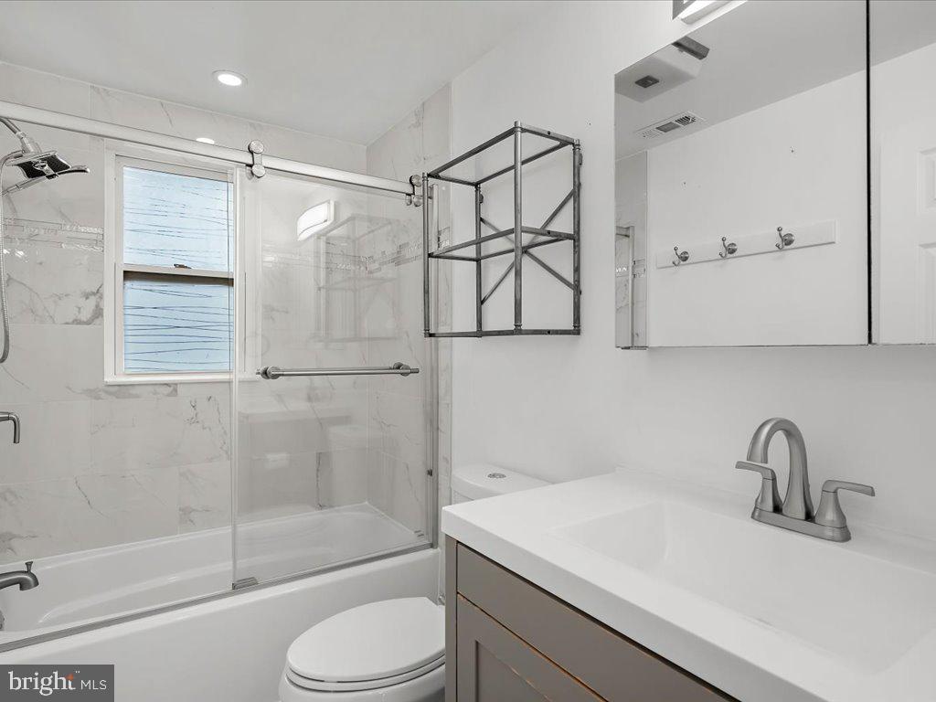 AQUAHART MANOR GARDENS - Residential