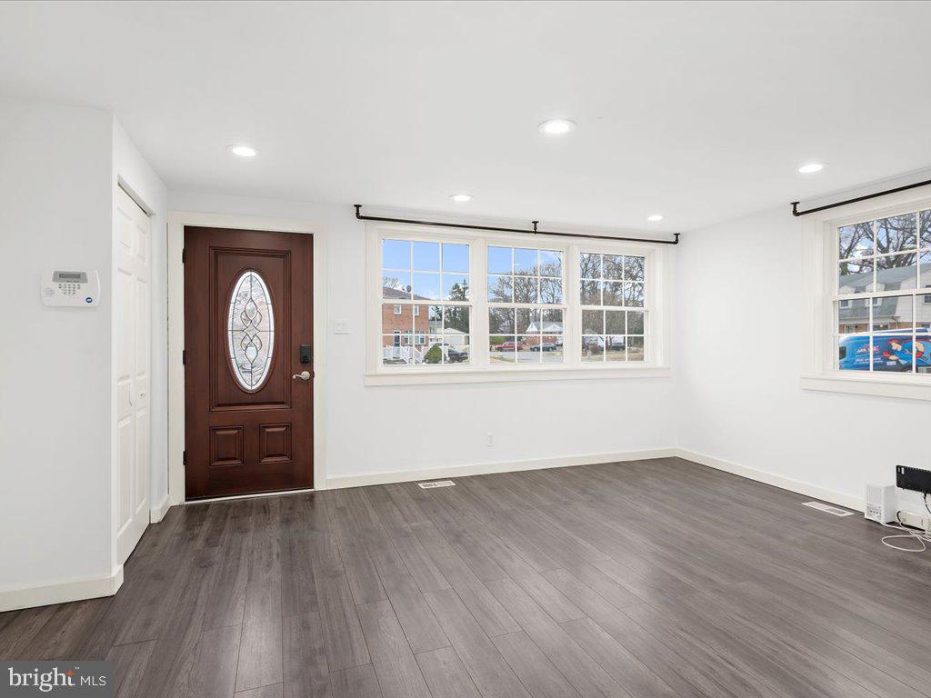 AQUAHART MANOR GARDENS - Residential