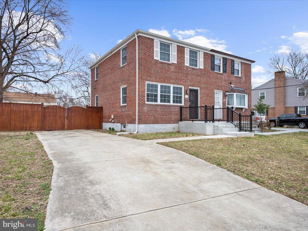 AQUAHART MANOR GARDENS - Residential