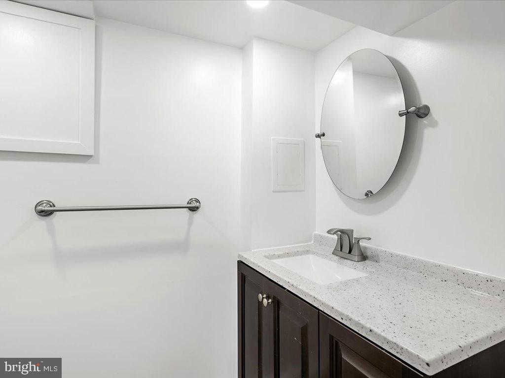 AQUAHART MANOR GARDENS - Residential