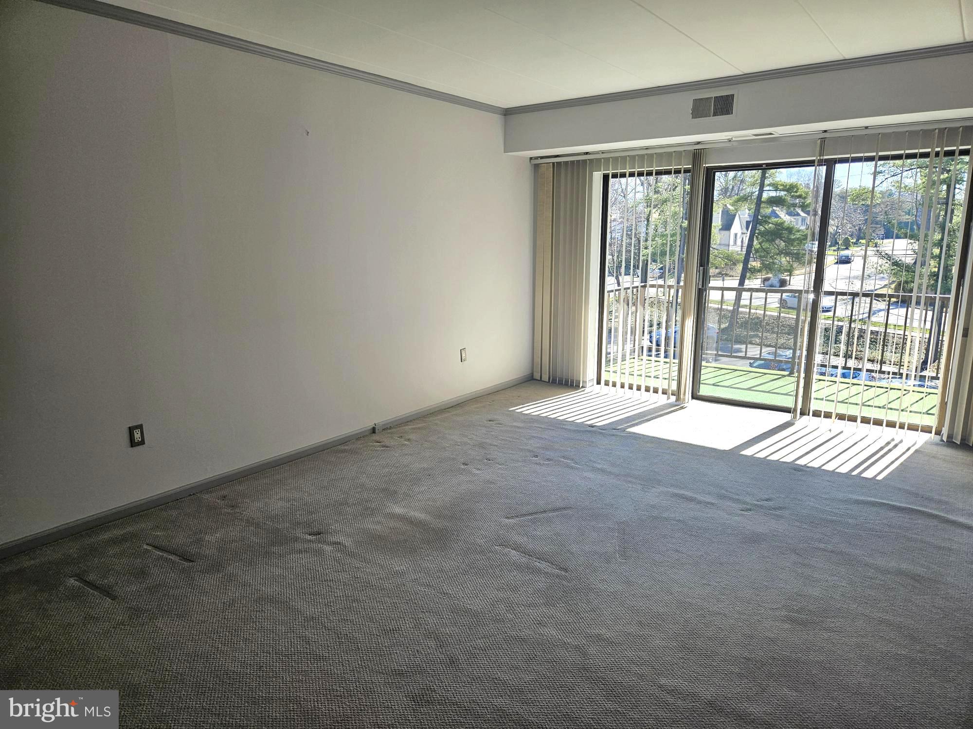 601 MONTGOMERY AVENUE 306