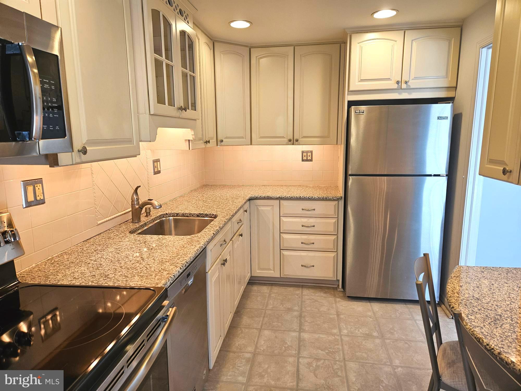 PENNSWOOD - Residential