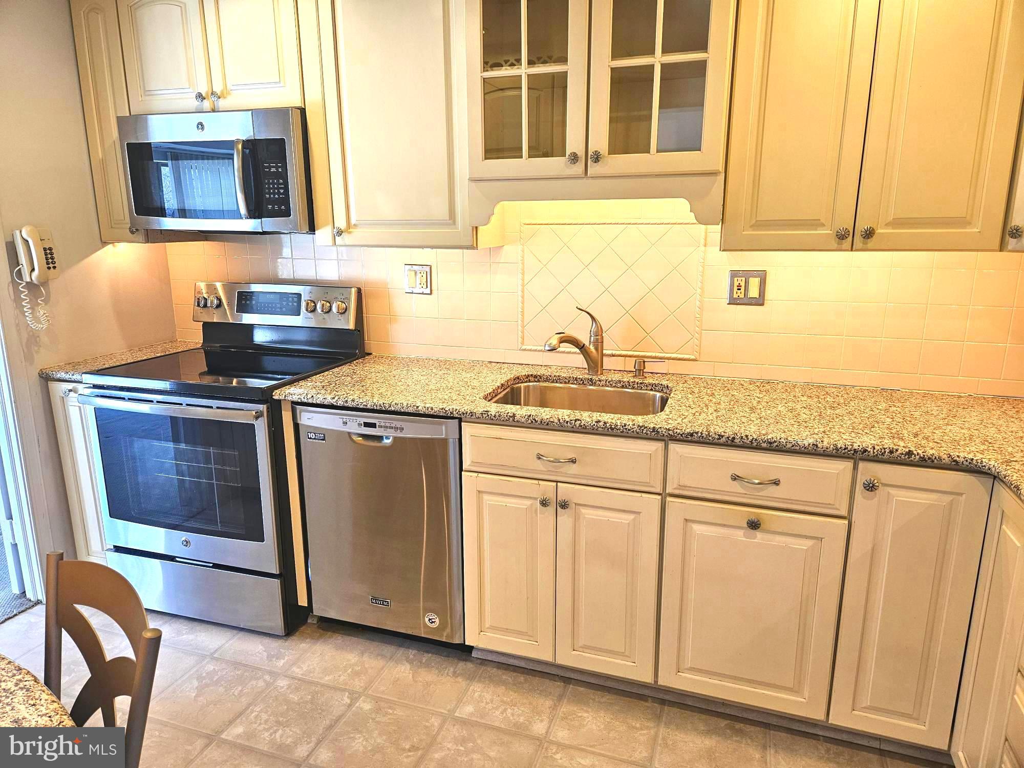 PENNSWOOD - Residential