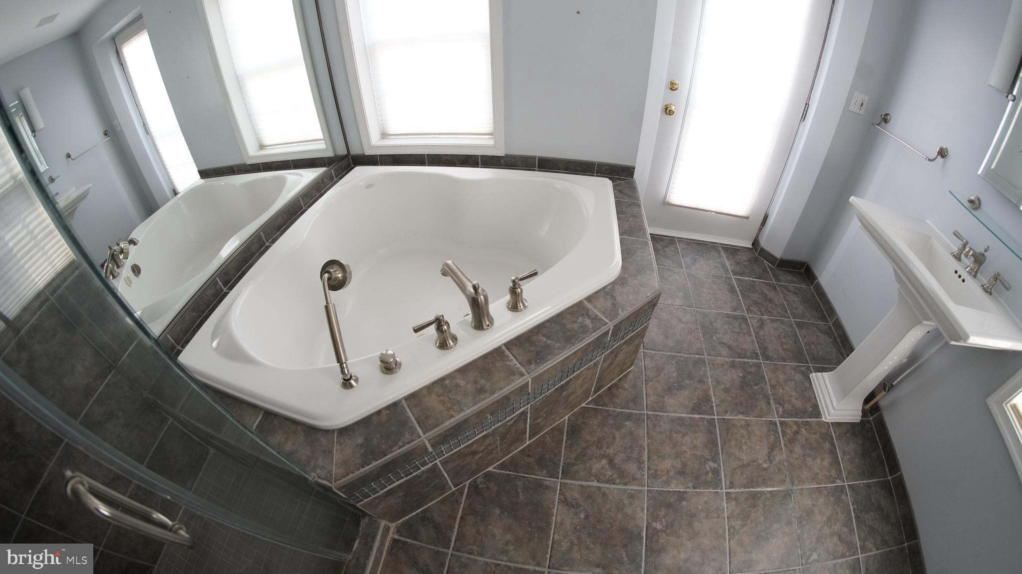 LOCUST POINT - Residential Lease