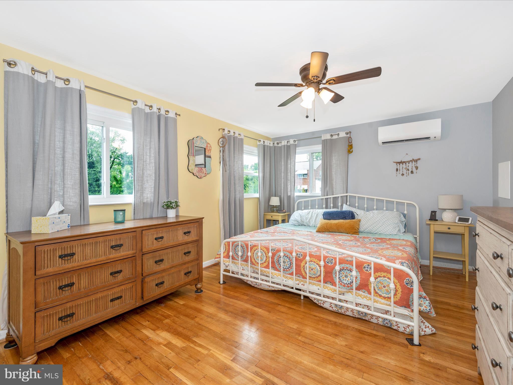 OAKVIEW - Residential