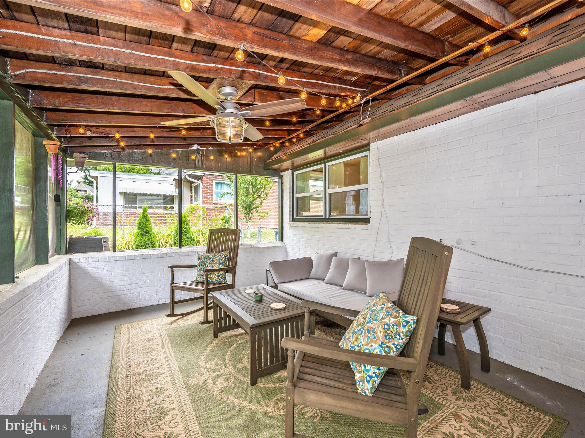 OAKVIEW - Residential