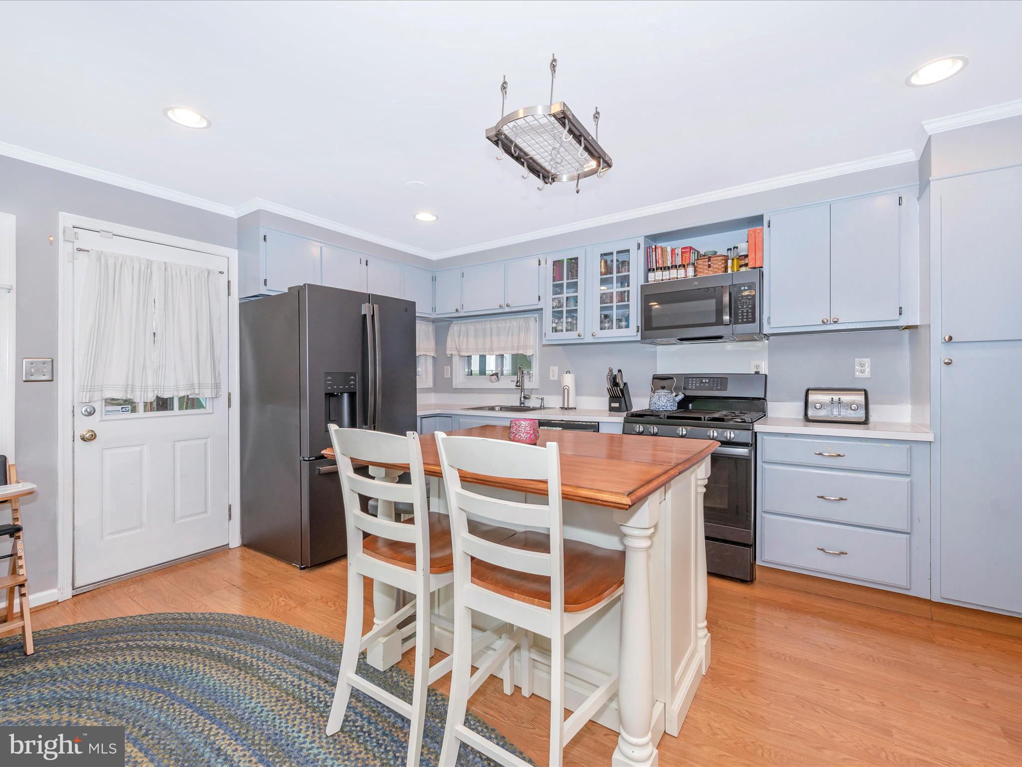 OAKVIEW - Residential