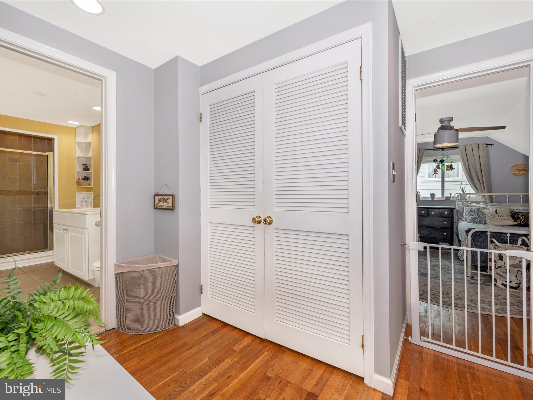 OAKVIEW - Residential