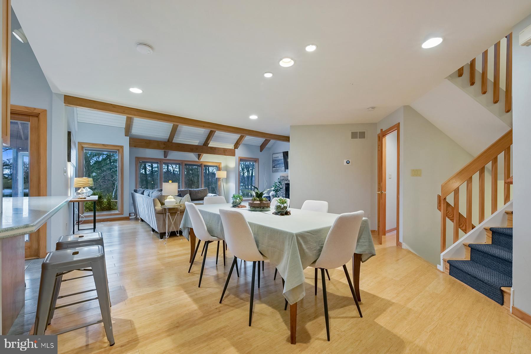 PONDER COVE - Residential