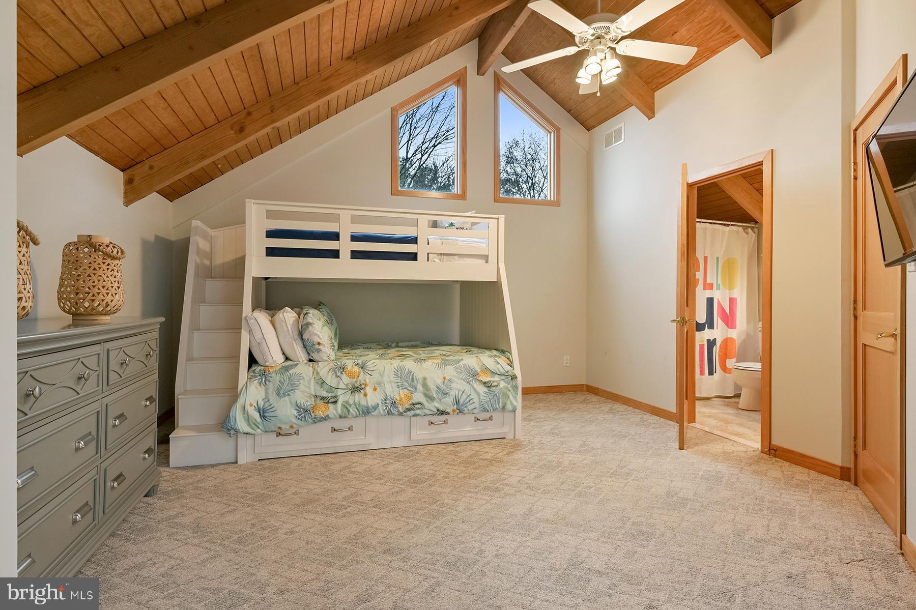 PONDER COVE - Residential