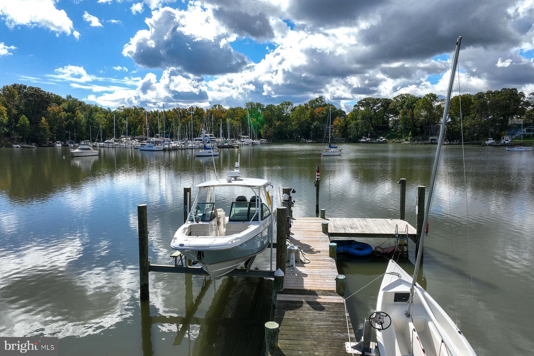 PONDER COVE - Residential