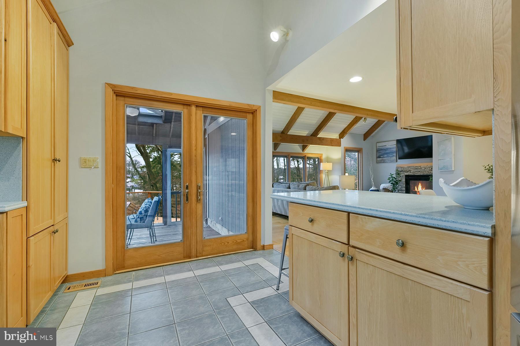 PONDER COVE - Residential