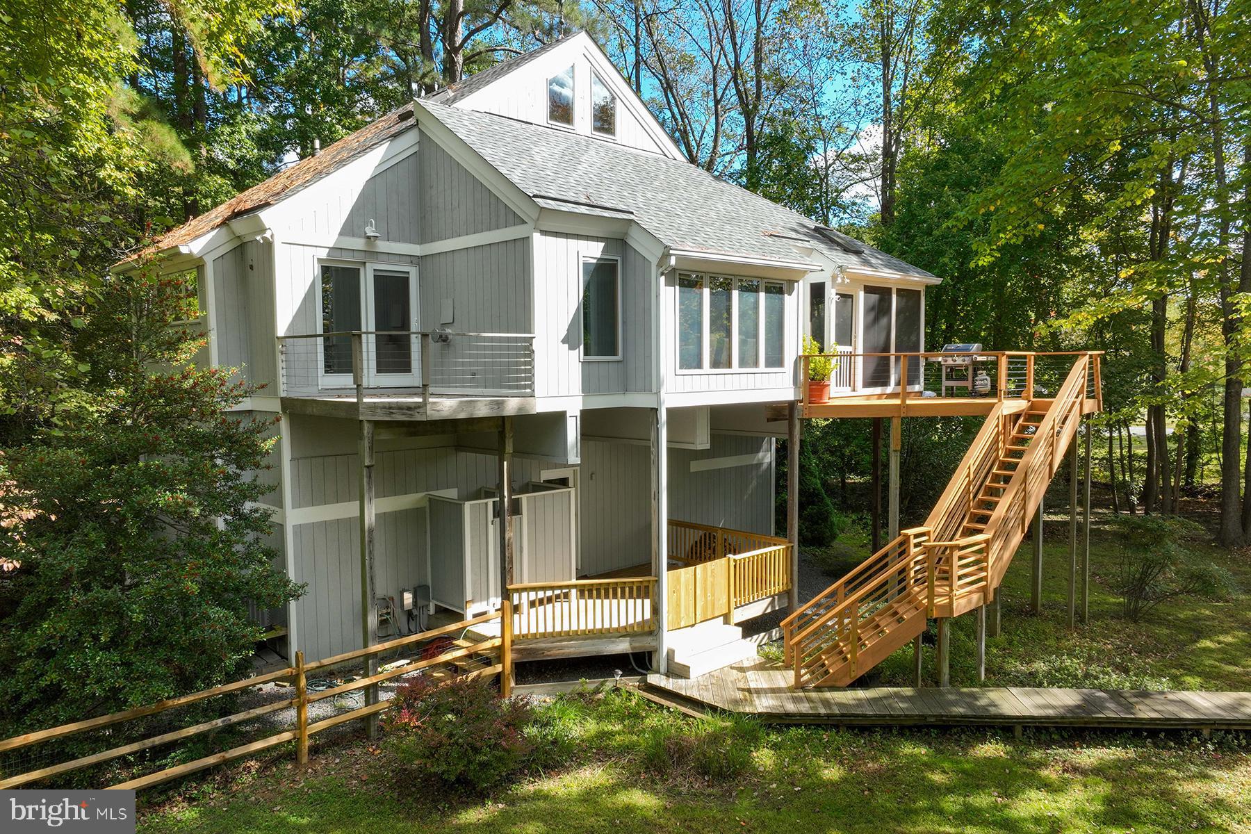 PONDER COVE - Residential