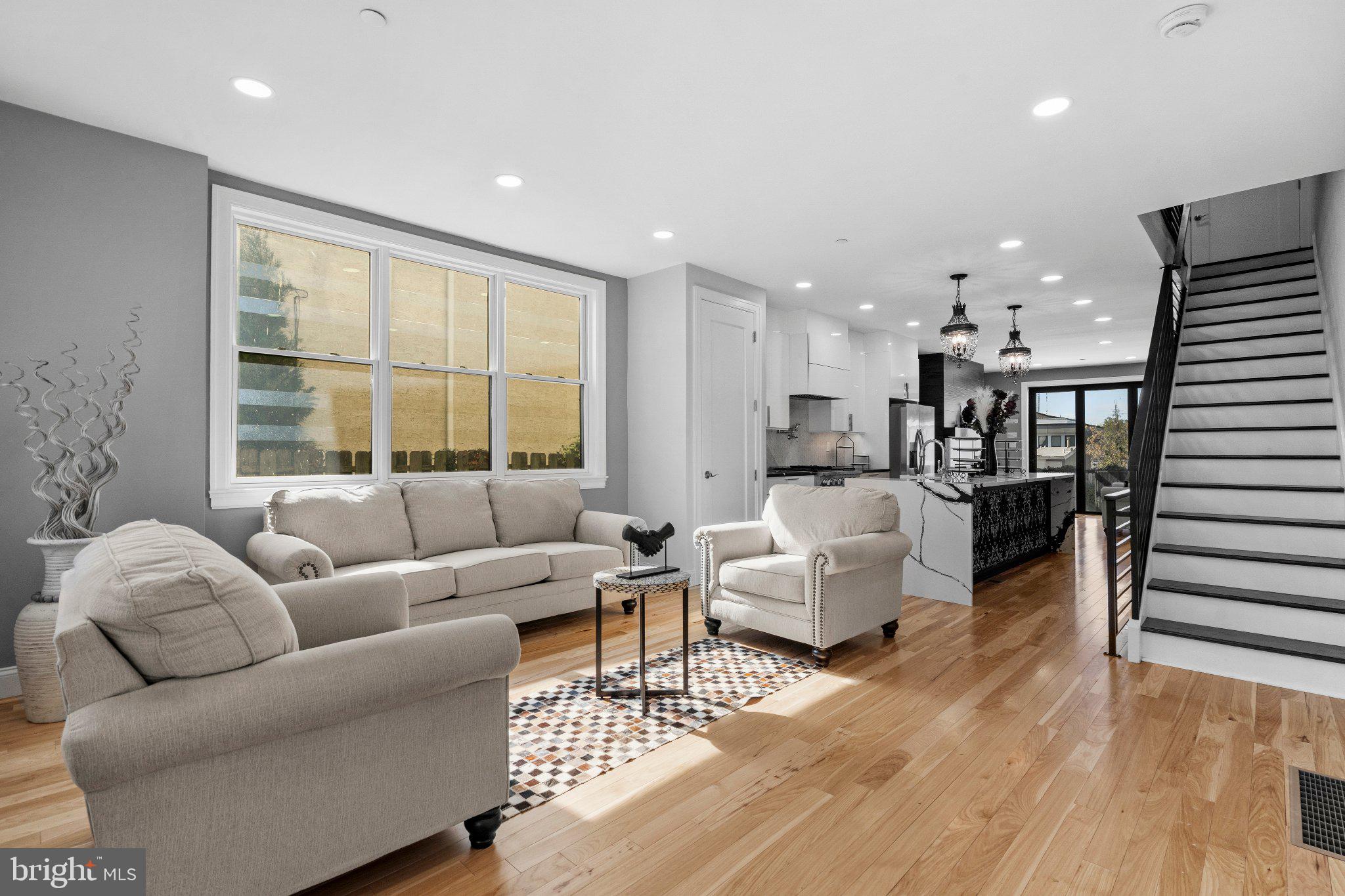 268 DUPONT STREET