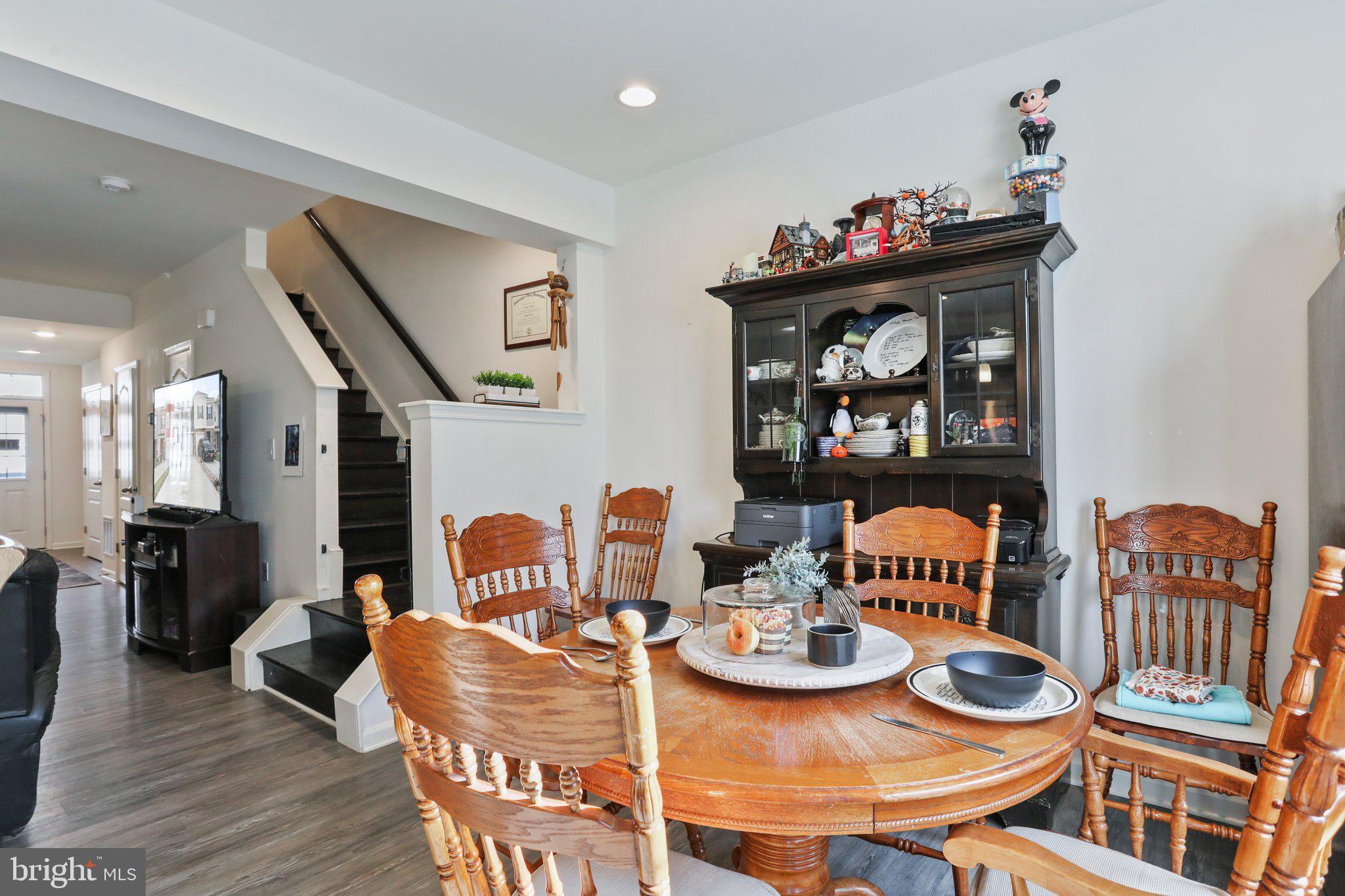 MCCAULEY CROSSING - Residential