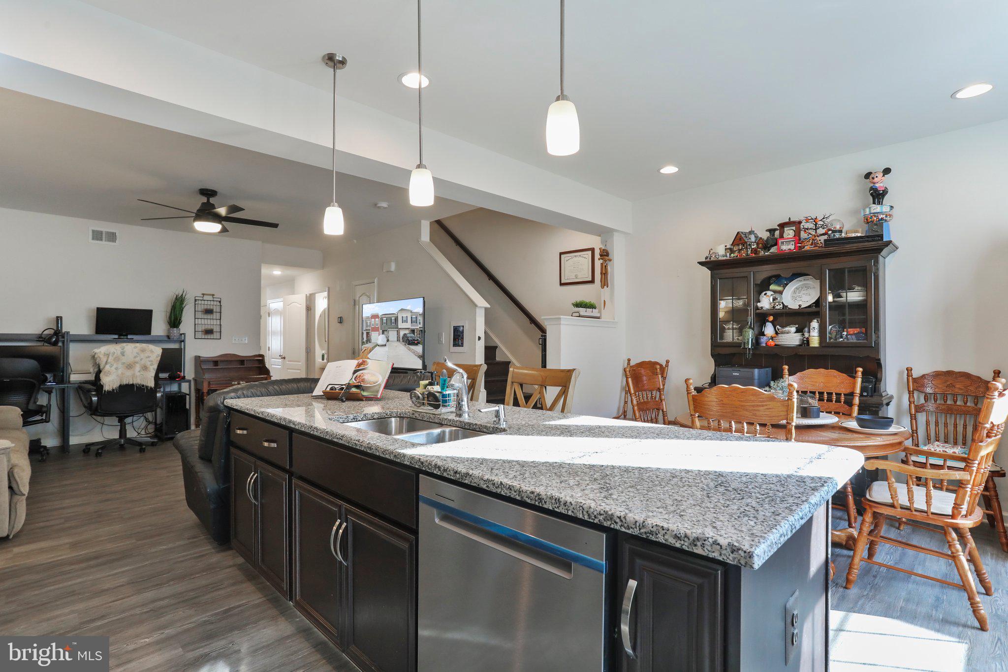 MCCAULEY CROSSING - Residential