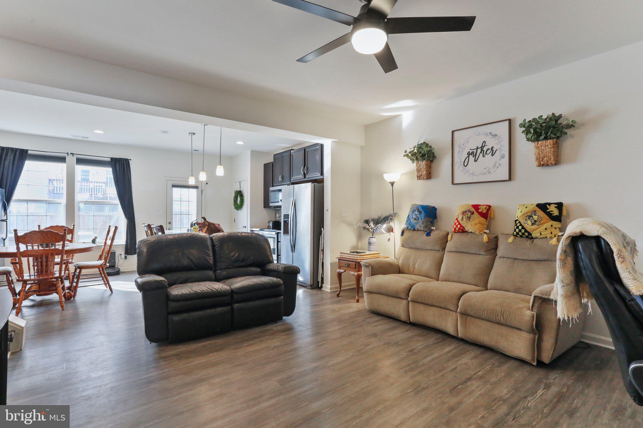 MCCAULEY CROSSING - Residential