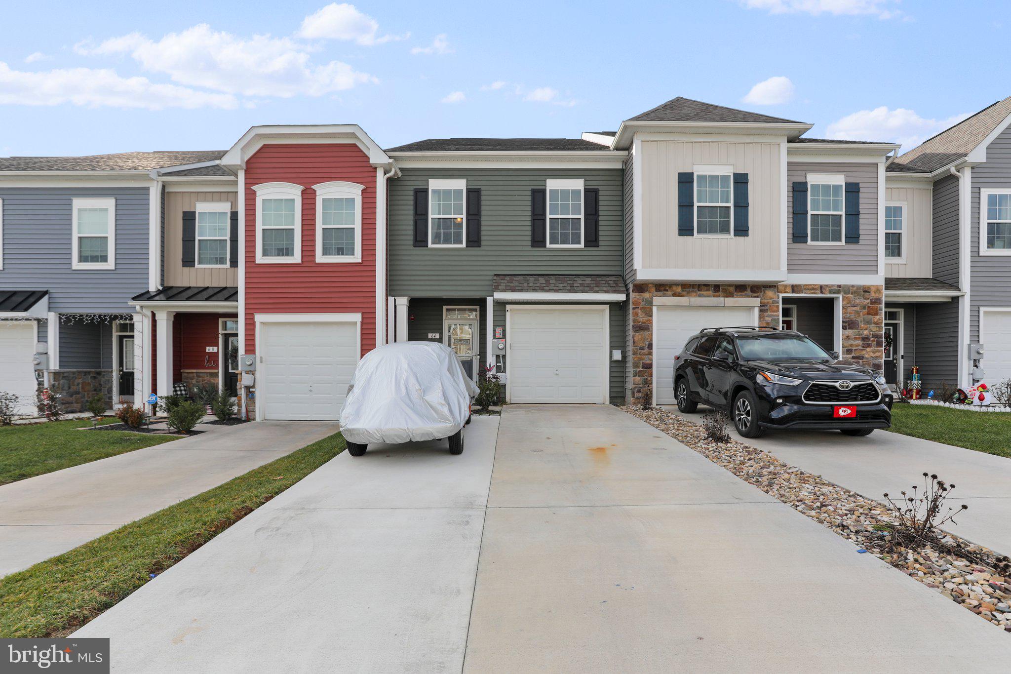 MCCAULEY CROSSING - Residential