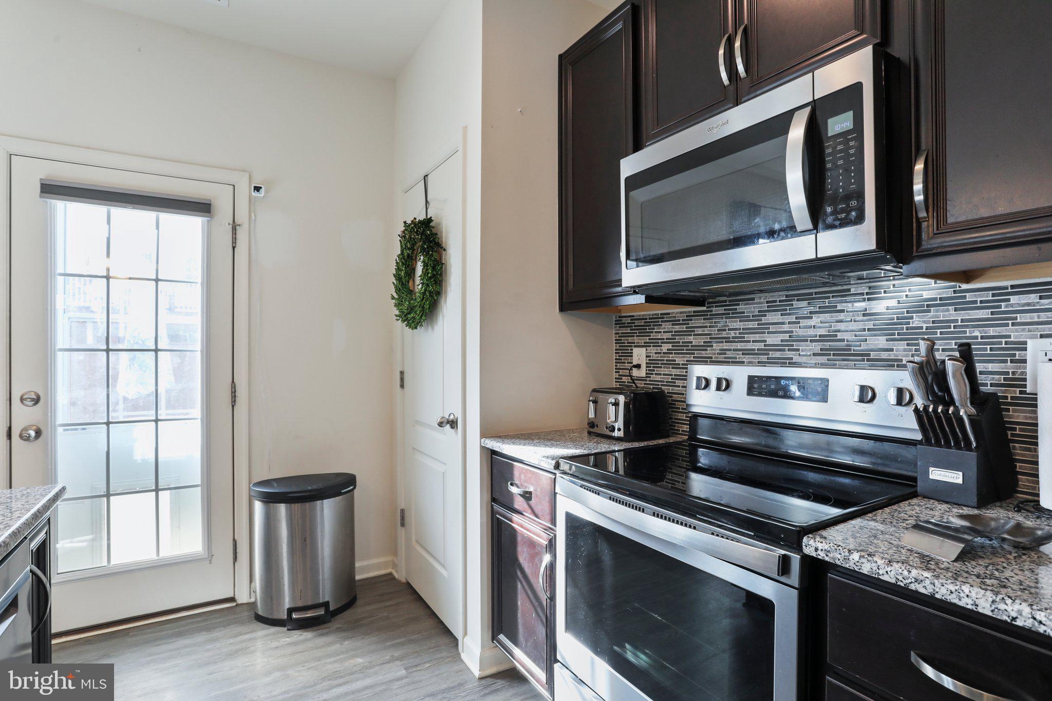 MCCAULEY CROSSING - Residential