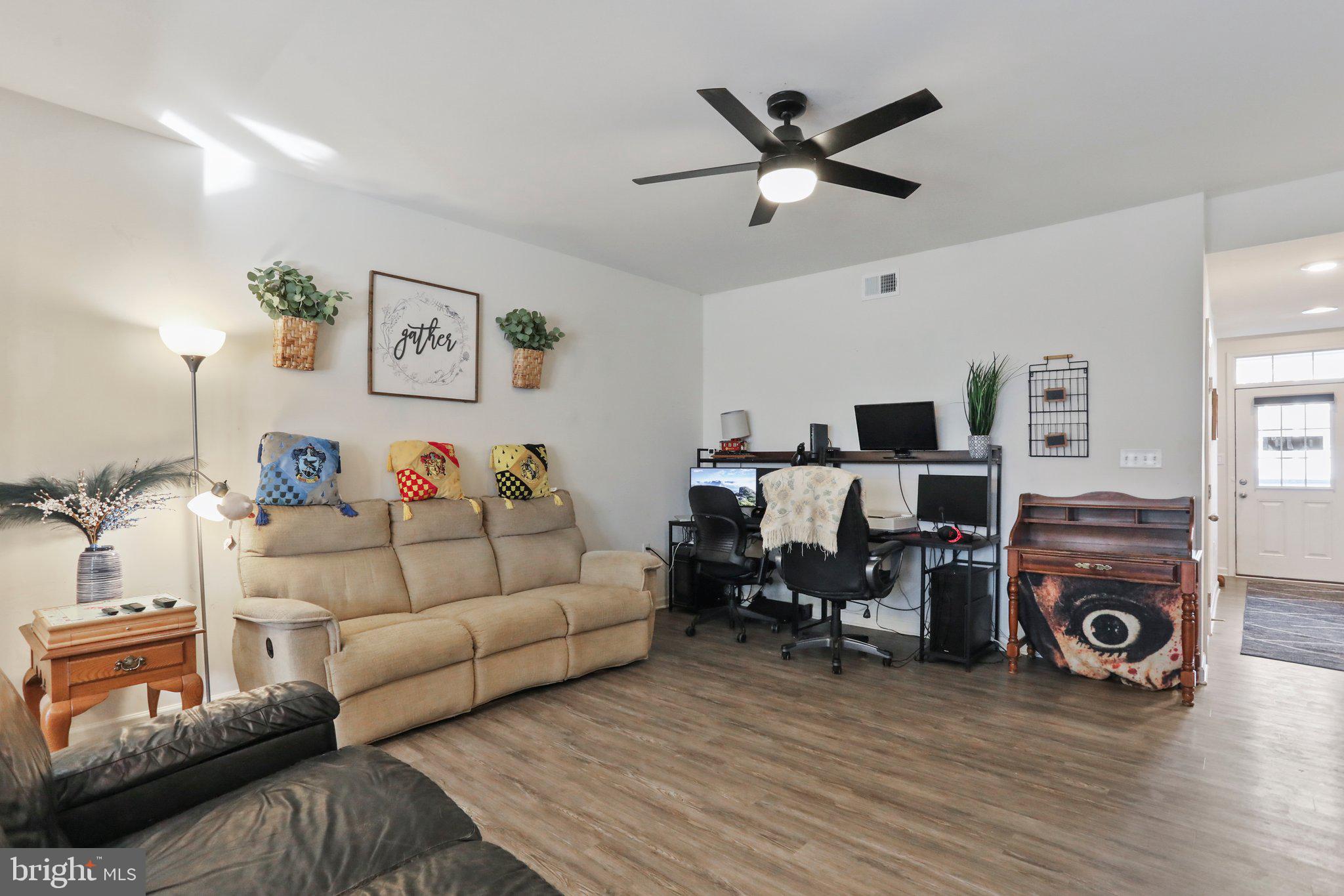 MCCAULEY CROSSING - Residential