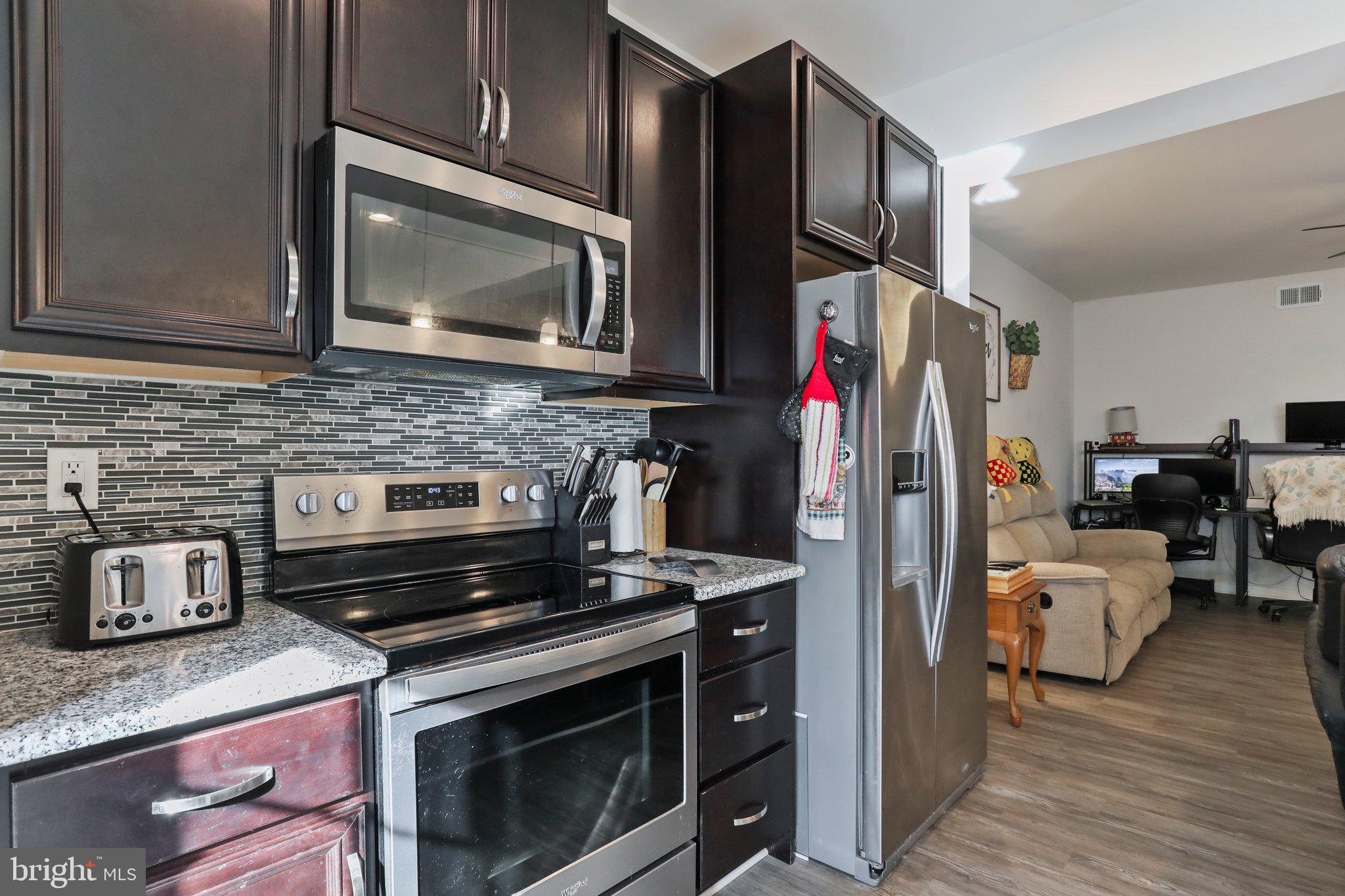 MCCAULEY CROSSING - Residential