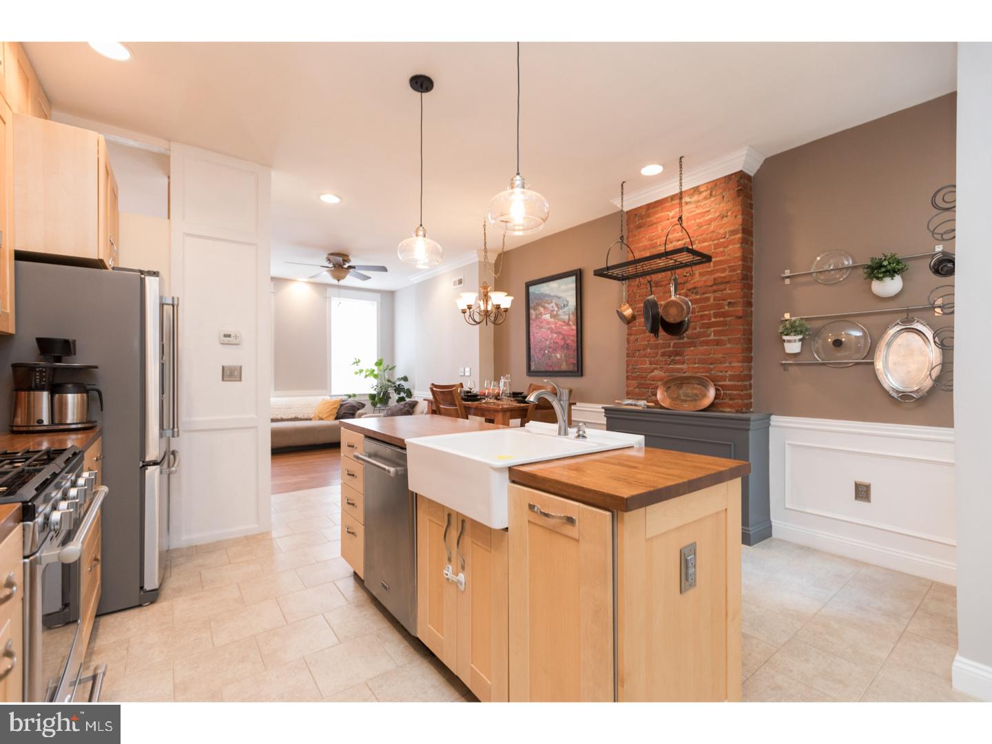 KENSINGTON - Residential