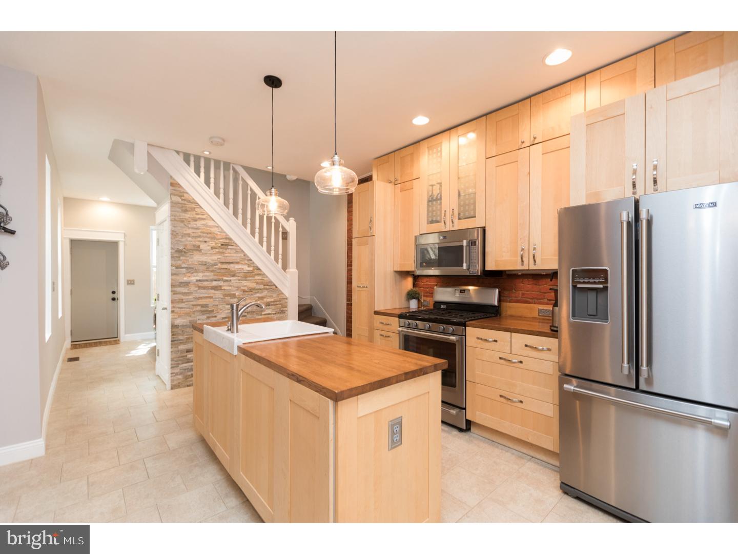 KENSINGTON - Residential