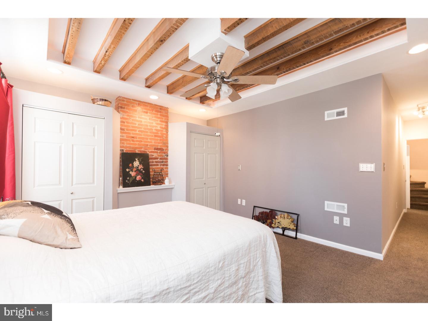 KENSINGTON - Residential