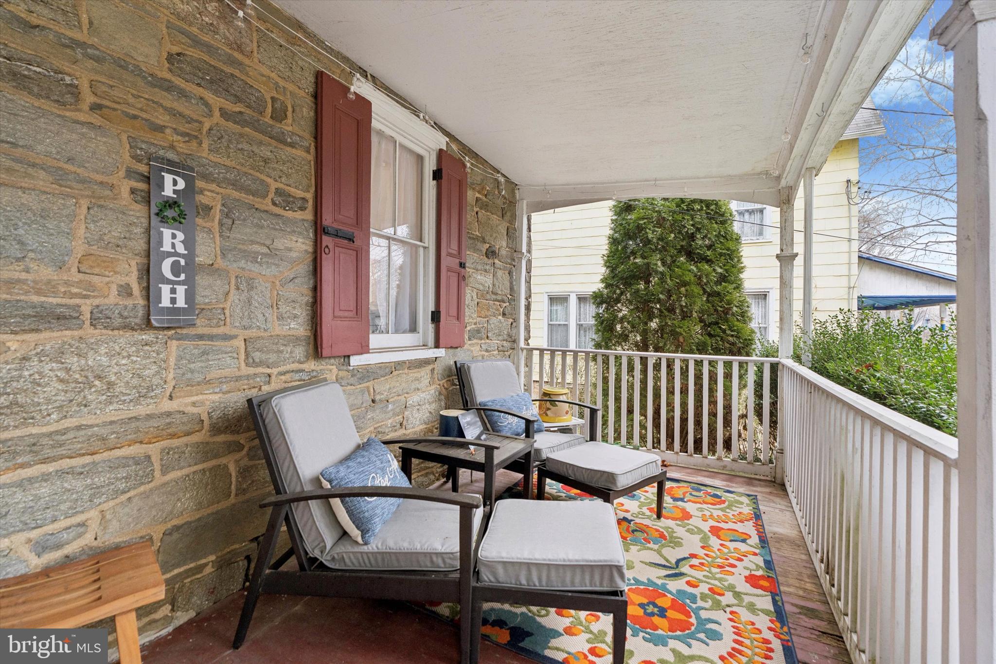 OLD WYNCOTE - Residential